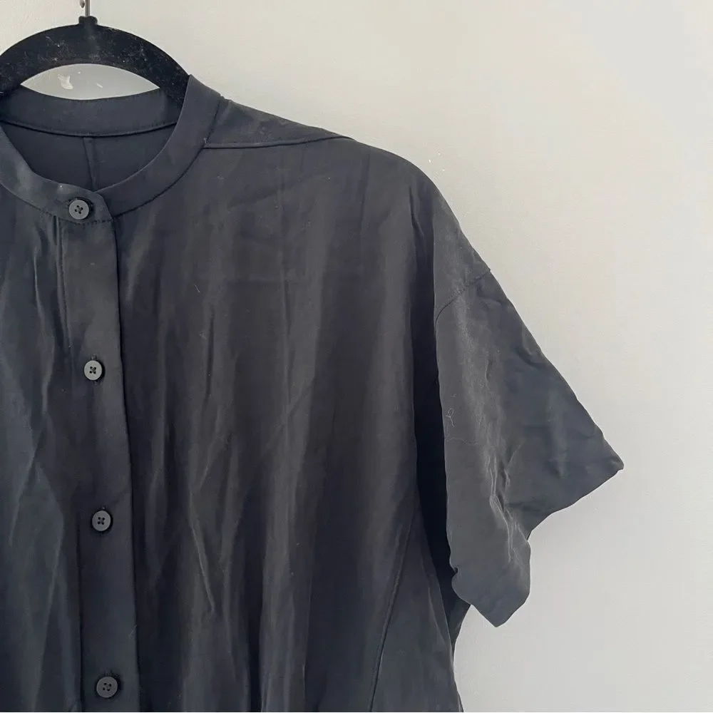 Lululemon Black Perfectly Poised Jumpsuit Short Sleeve Stretch Pockets Size 4
